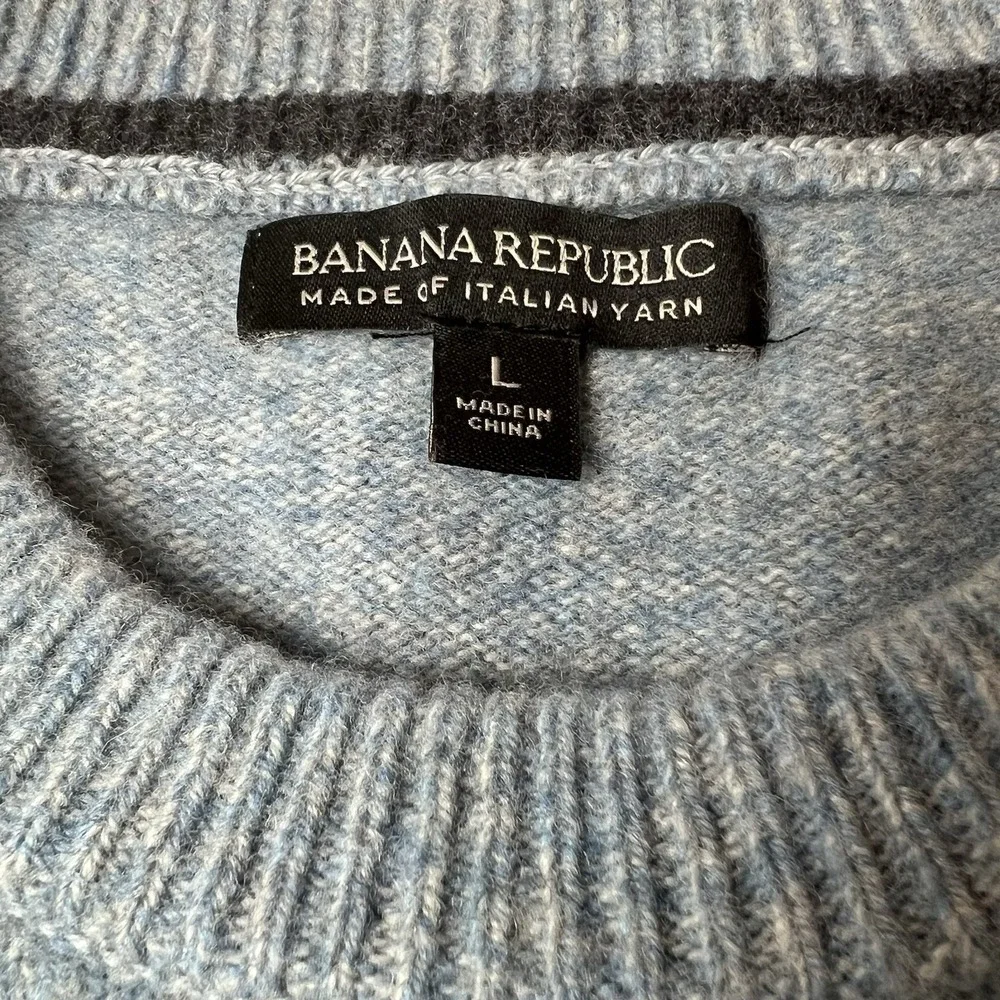 Banana Republic Men's Size Large Blue Extra Fine Merino Wool Gifting Sweater